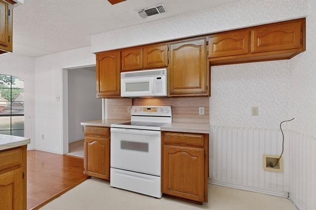 7517 Crosstimbers Lane - Photo 7