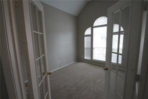 8505 Timber Crest Ct - Photo 2