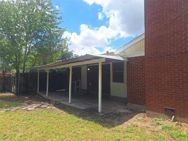 6005 Barry Drive - Photo 32