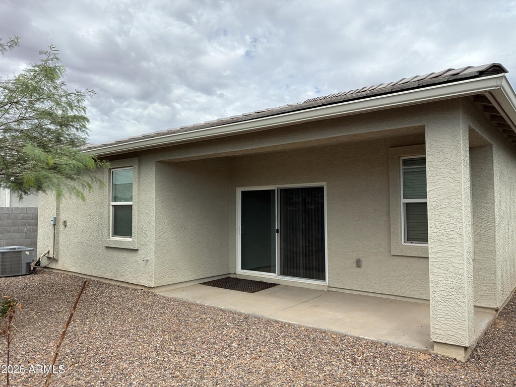 18357 W Artemisa Avenue - Photo 31