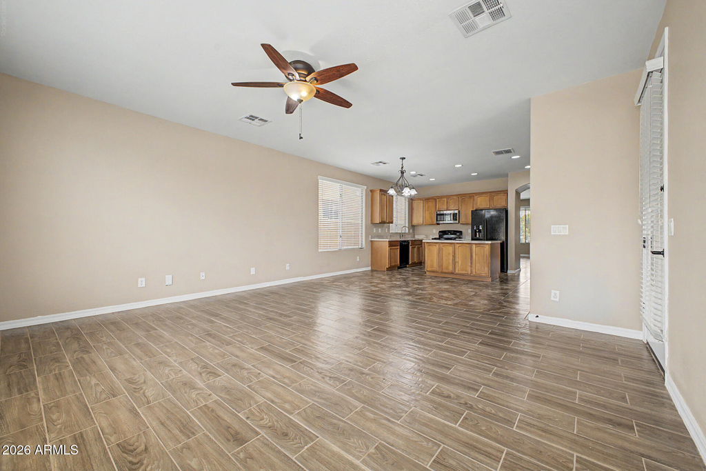 15155 N 145th Avenue - Photo 5
