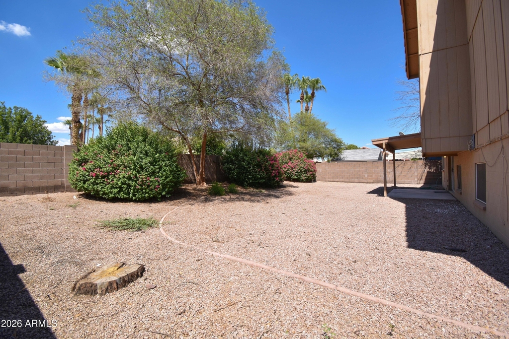 5570 W Becker Lane - Photo 35