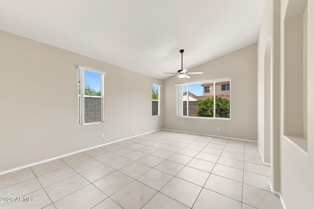 1402 E Shannon Street - Photo 5