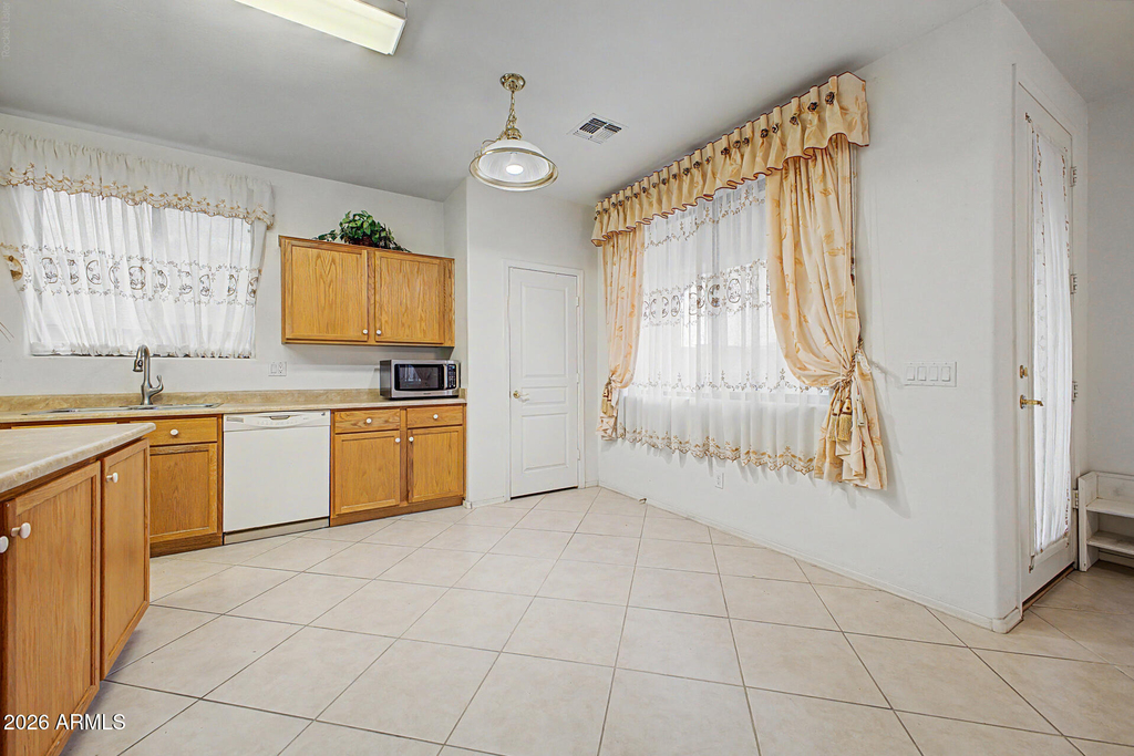 3860 E Battala Avenue - Photo 14