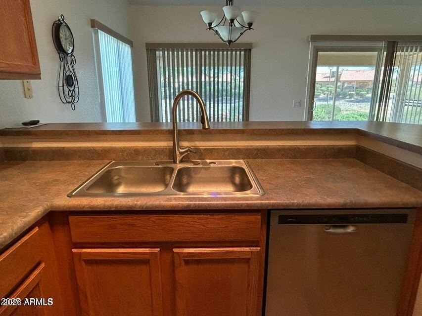 1807 E Lindrick Drive - Photo 5