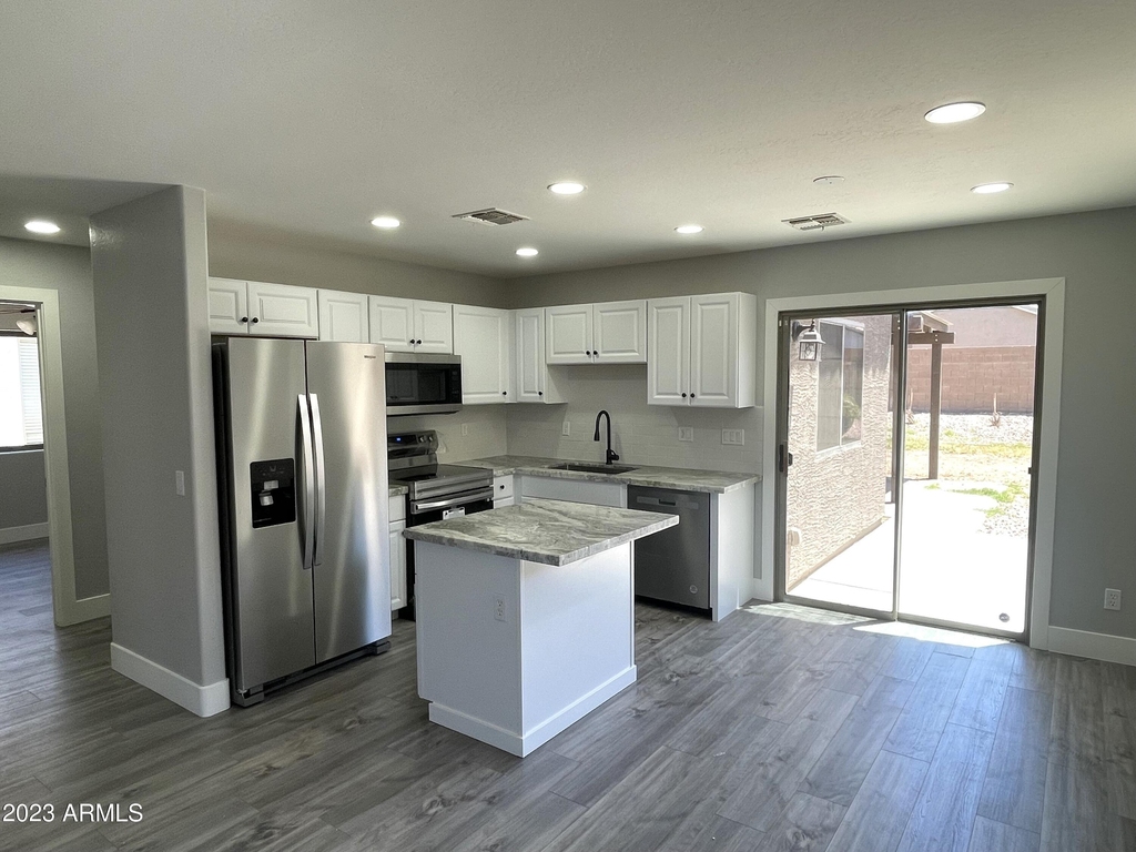 1731 E Jeanne Lane - Photo 3