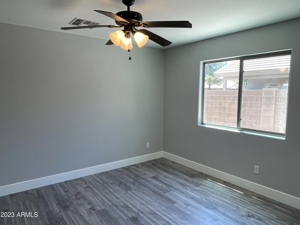 1731 E Jeanne Lane - Photo 8