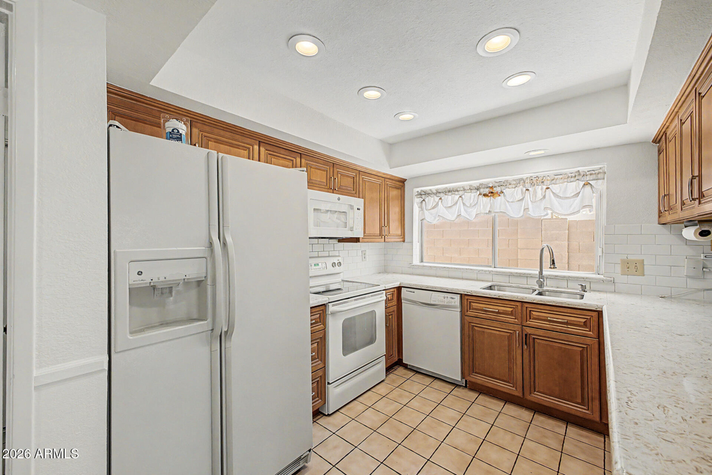 14612 N 49th Way - Photo 15