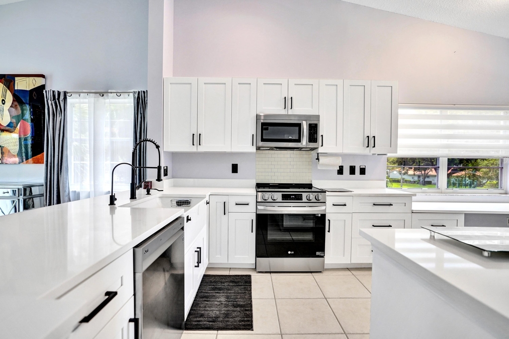 7669 Springwater Place - Photo 39