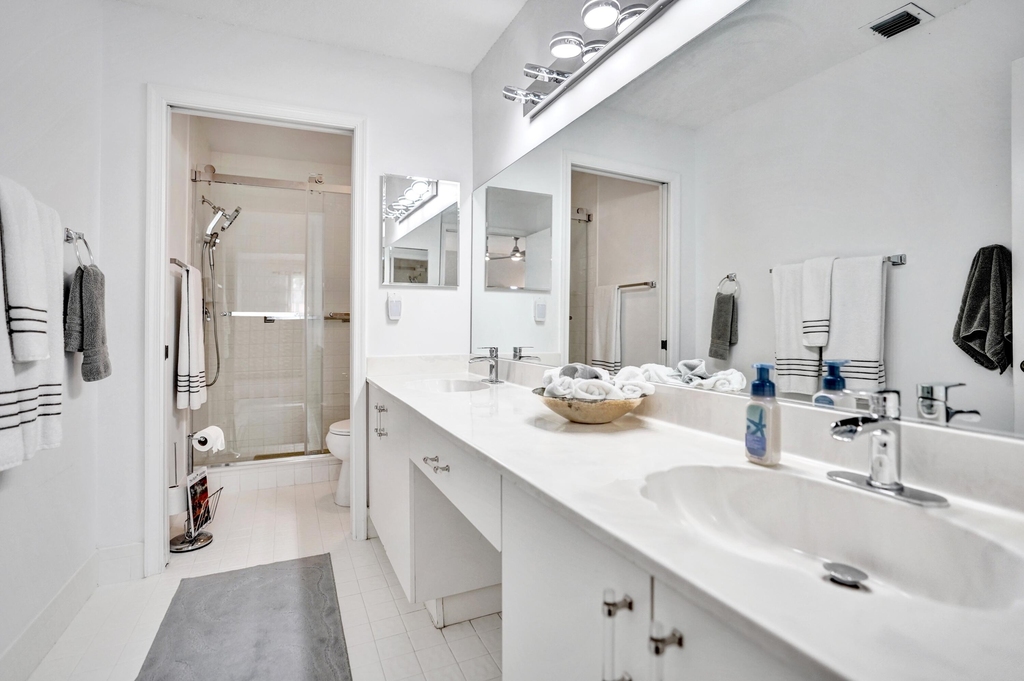 7669 Springwater Place - Photo 56