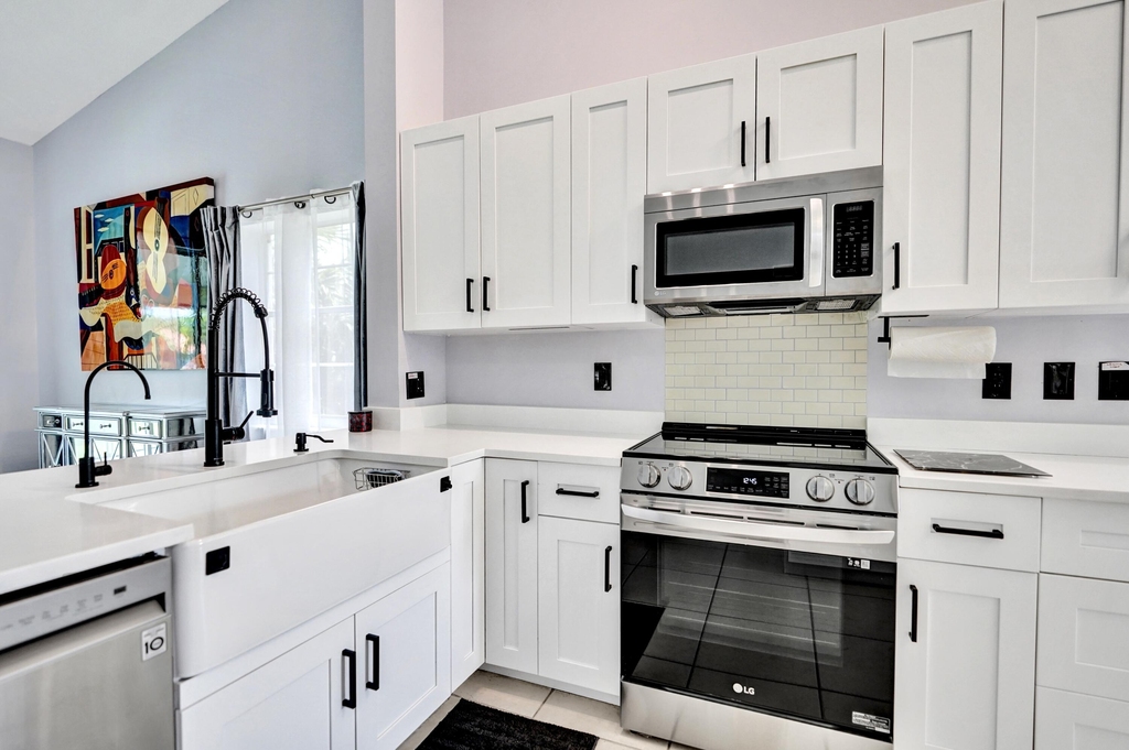 7669 Springwater Place - Photo 40