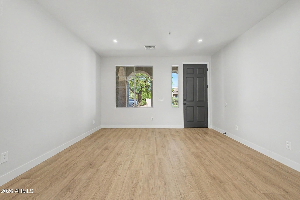 7062 W Andrew Lane - Photo 10