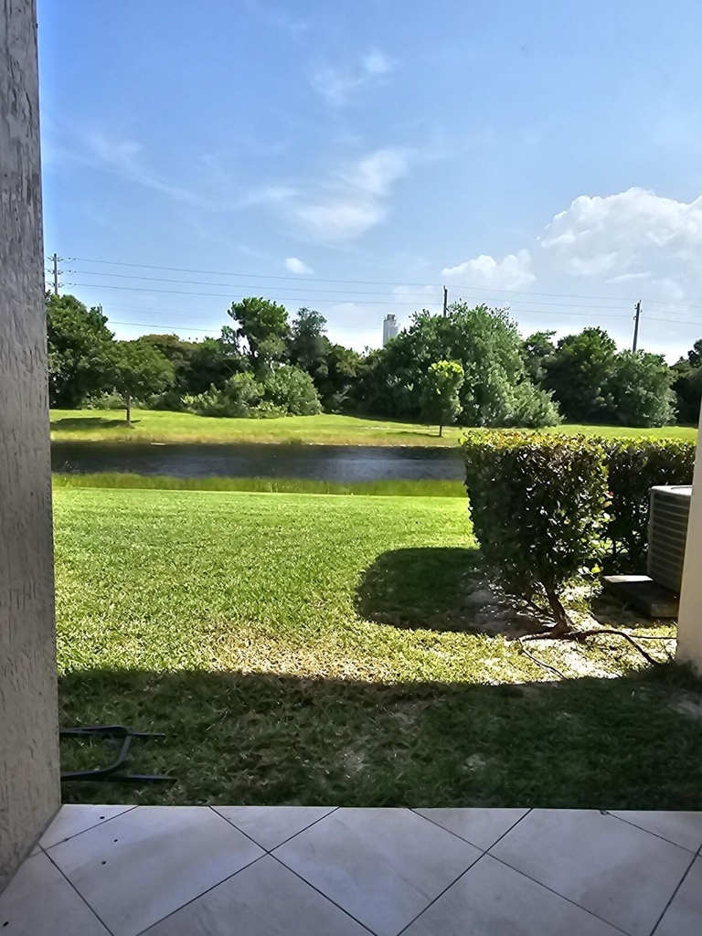 1049 Golden Lakes Boulevard - Photo 7