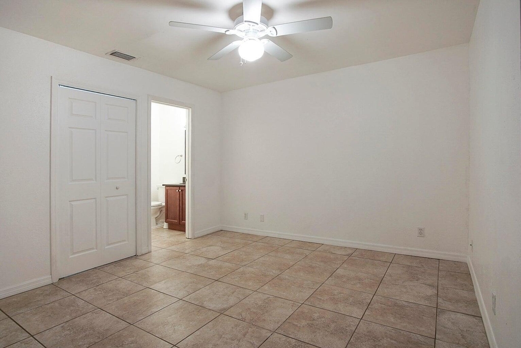 2132 Ne Pelican Terrace - Photo 10