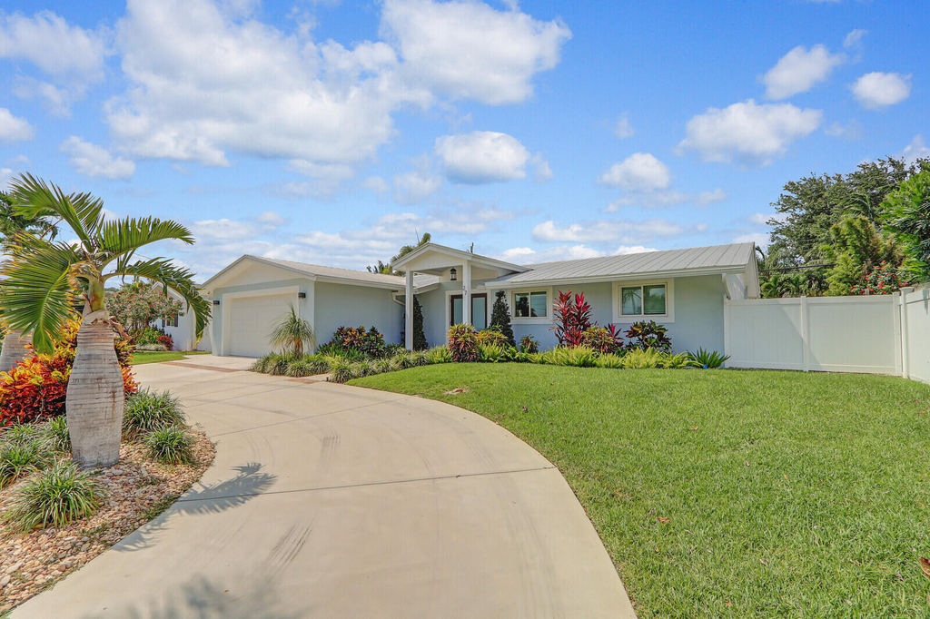 27 Willow Road - Photo 2