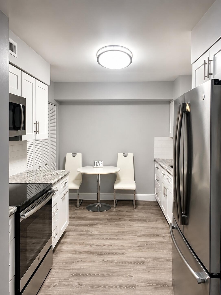 950 Egret Circle - Photo 2