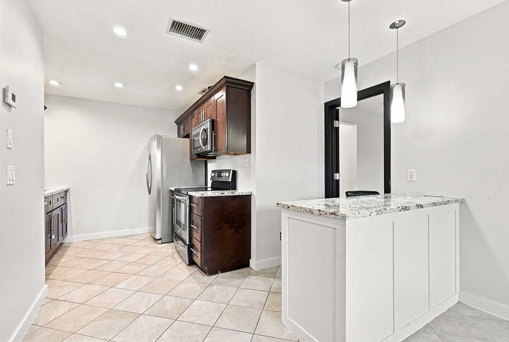2480 Se Garden Terrace - Photo 9