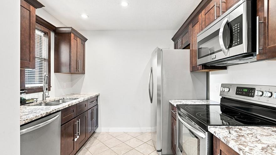2480 Se Garden Terrace - Photo 8