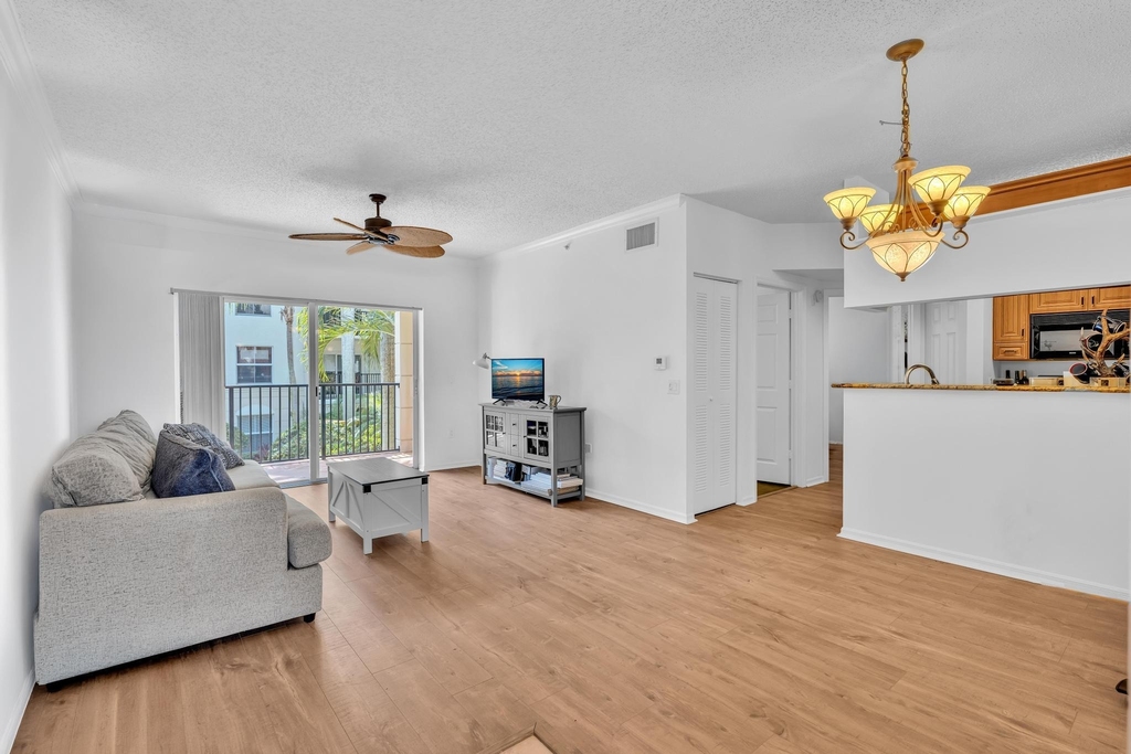 4216 Tuscany Way - Photo 28