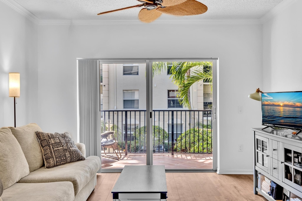 4216 Tuscany Way - Photo 5