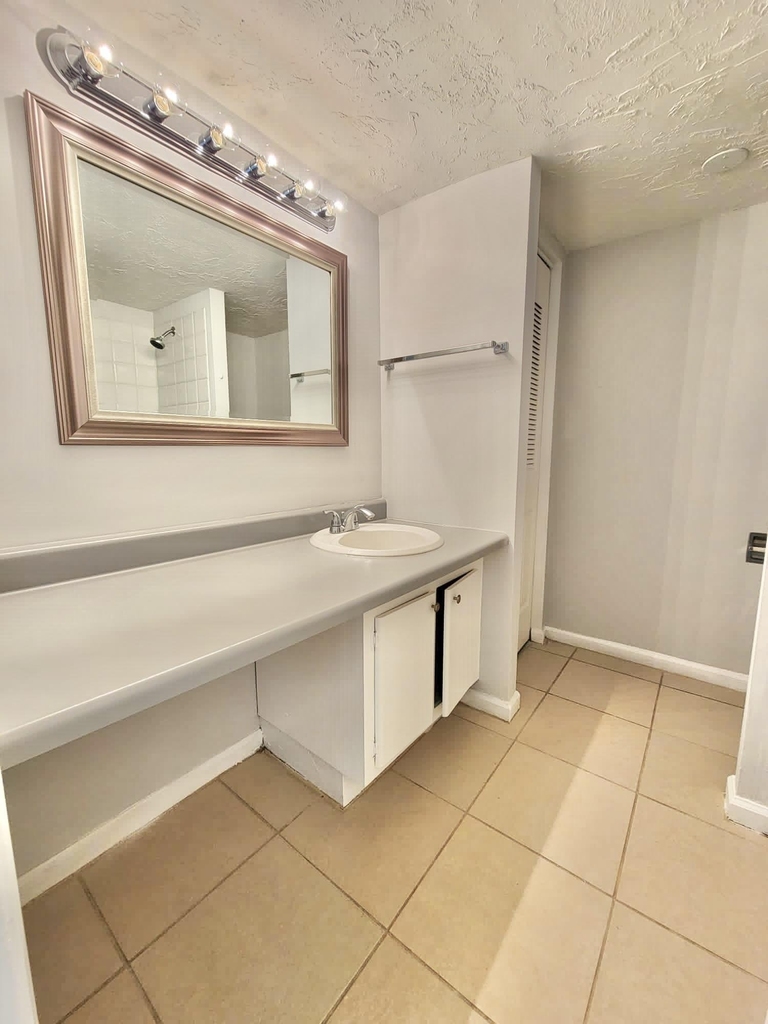 1500 N Congress Avenue - Photo 6