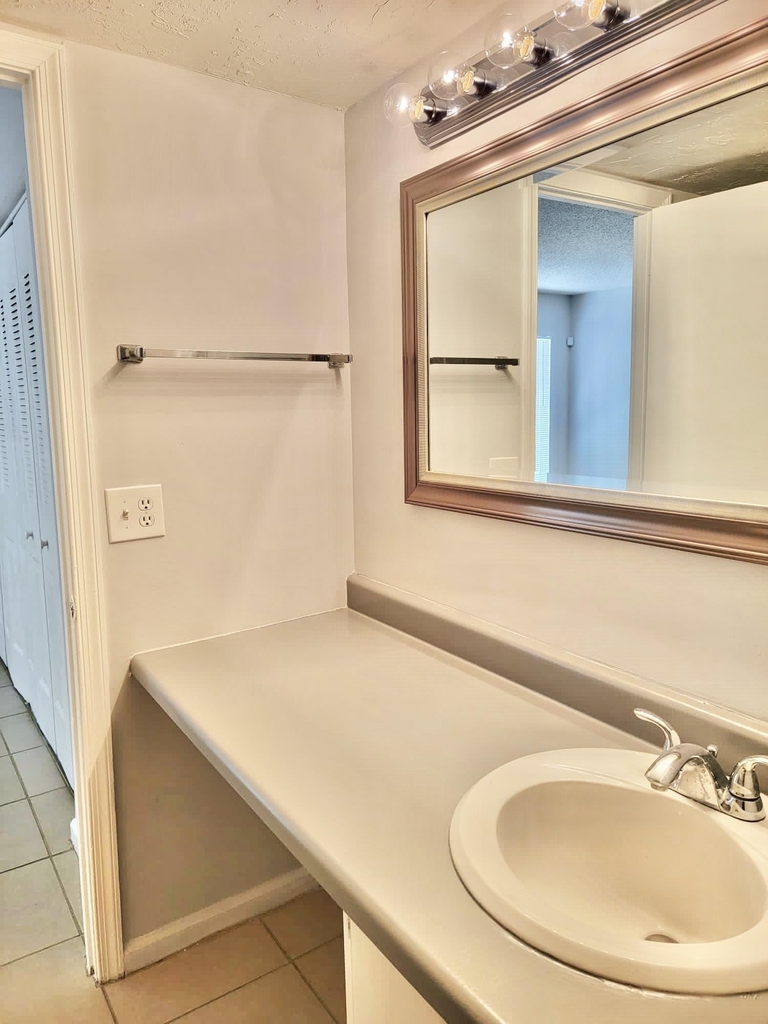 1500 N Congress Avenue - Photo 7