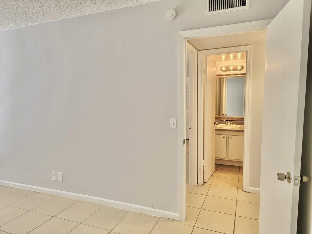 1500 N Congress Avenue - Photo 9