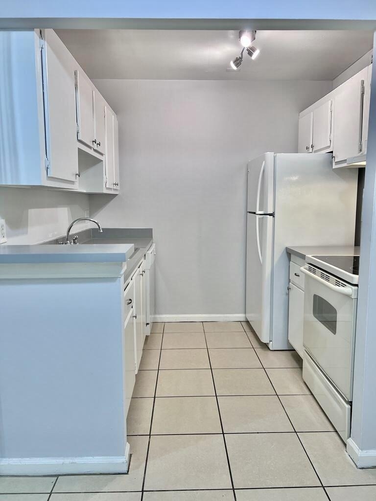 1500 N Congress Avenue - Photo 1