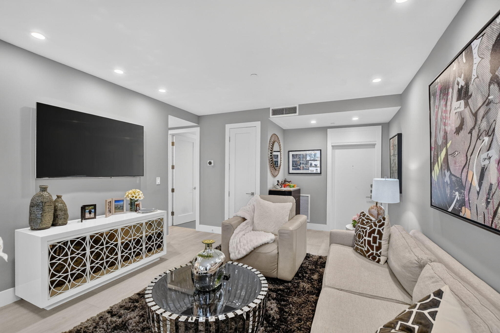 7847 Lakeside Boulevard - Photo 4