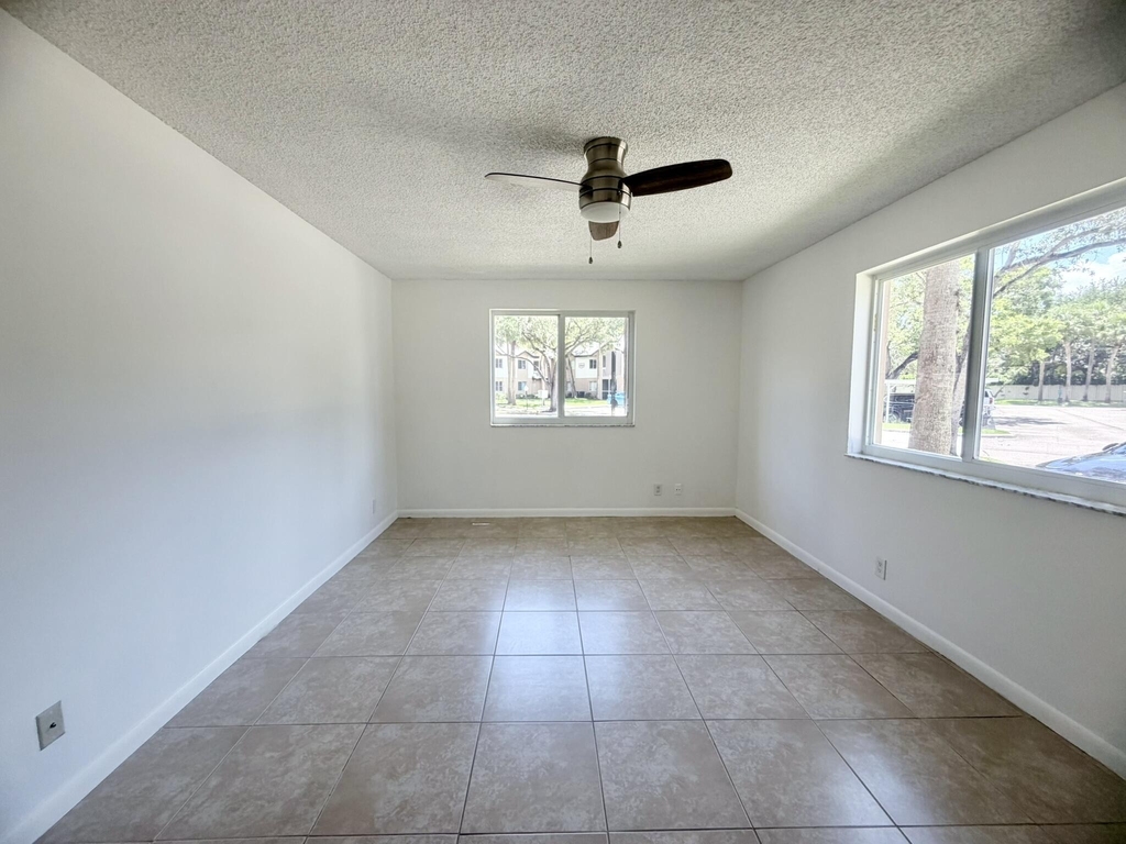 9955 Westview Drive - Photo 14