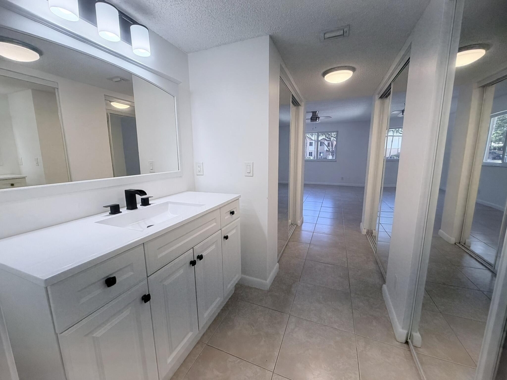 9955 Westview Drive - Photo 16