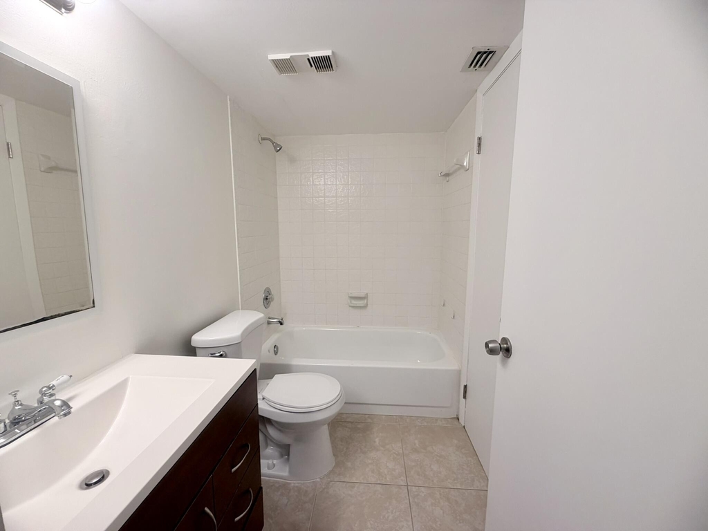 9955 Westview Drive - Photo 11