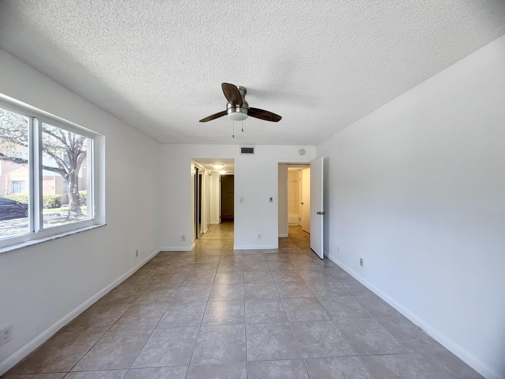 9955 Westview Drive - Photo 13