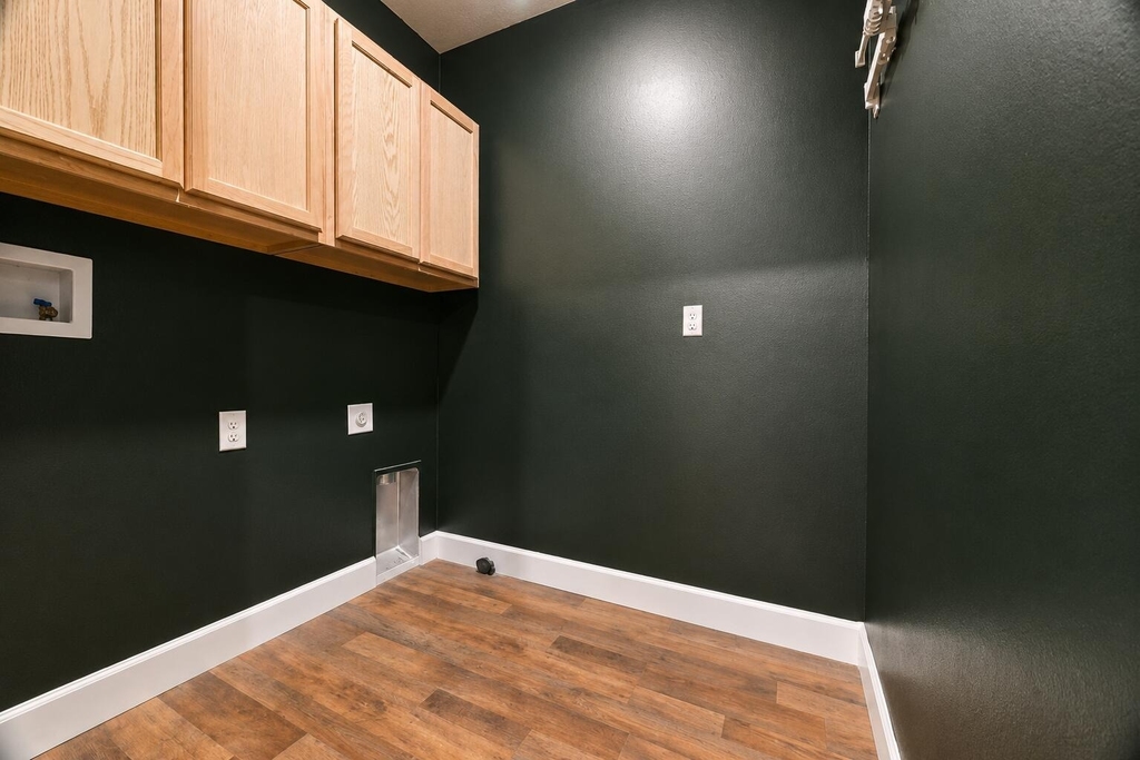 927 Remington Green Drive Se - Photo 38