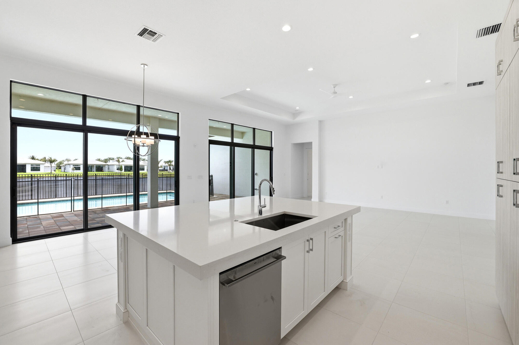 9008 Corsican Finch Court - Photo 4