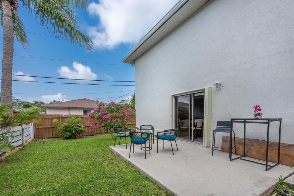 324 W Pine Street - Photo 8