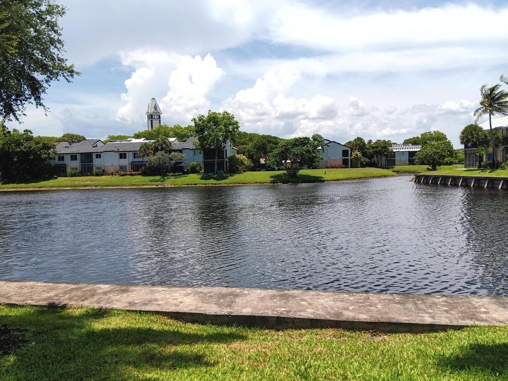 23157 Fountain View Drive - Photo 21