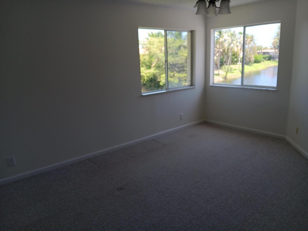 23157 Fountain View Drive - Photo 14