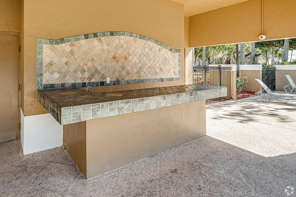 1089 N Benoist Farms Road - Photo 15
