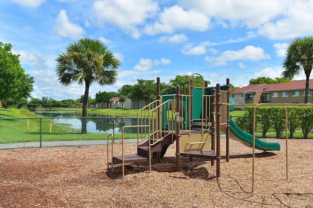 1089 N Benoist Farms Road - Photo 18