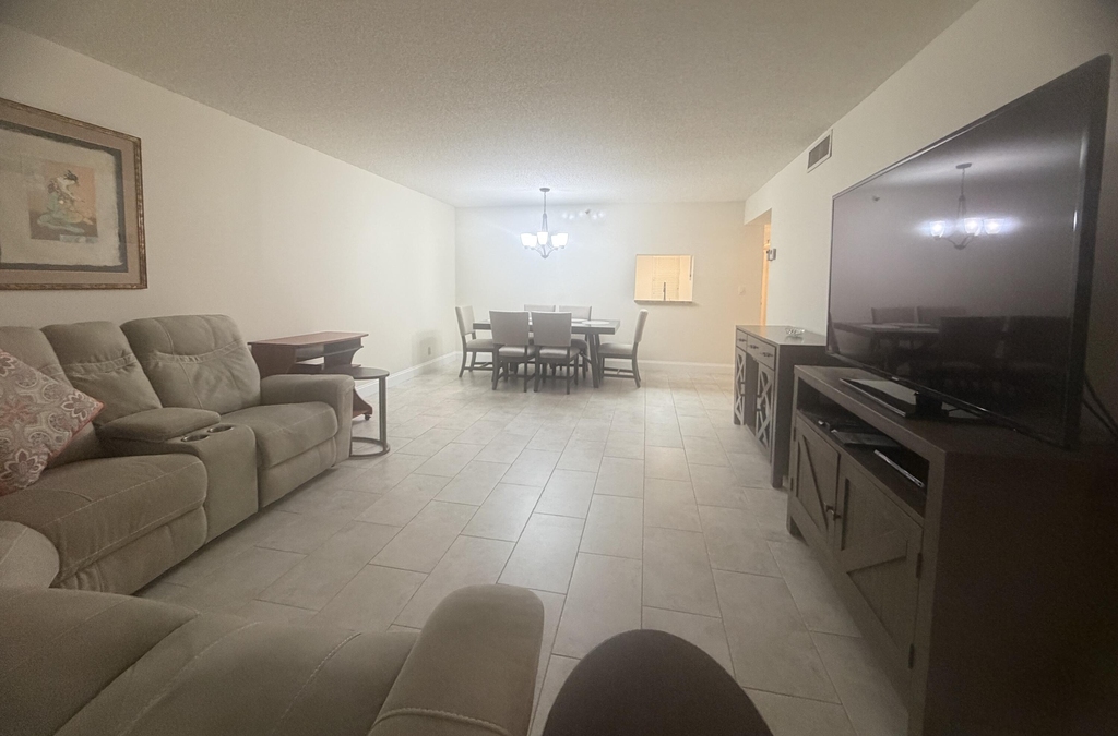6866 Huntington Lane - Photo 23