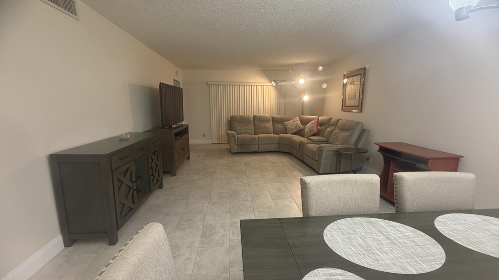 6866 Huntington Lane - Photo 24