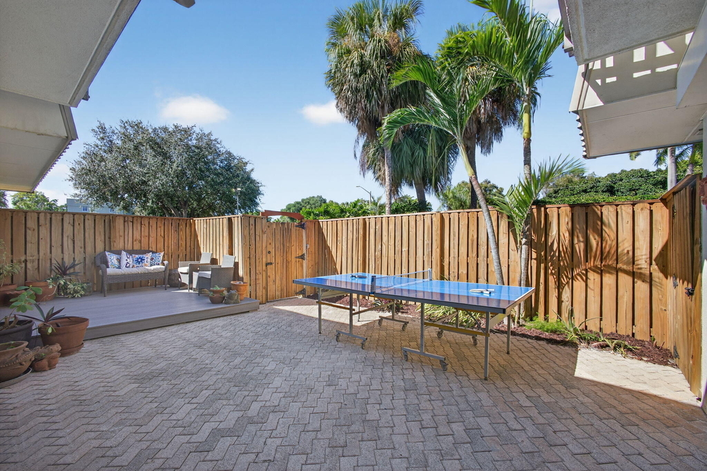 1700 Embassy Drive - Photo 5