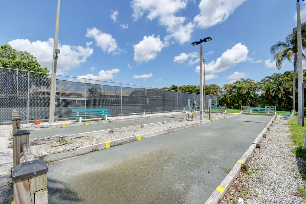 569 Normandy L - Photo 17