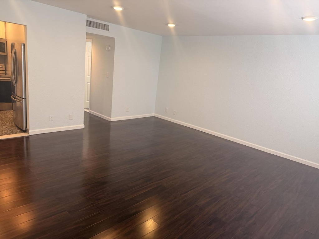 2840 Ne 14th Street - Photo 8