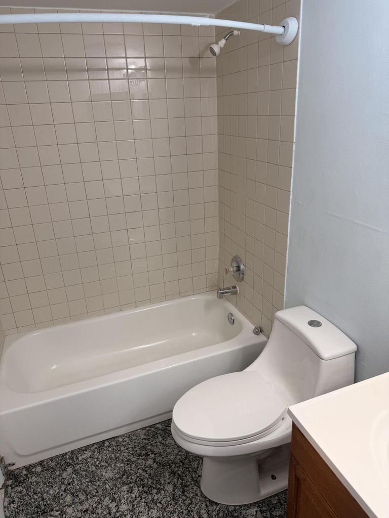 2840 Ne 14th Street - Photo 11