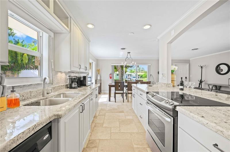 332 Nw 26th Court - Photo 30