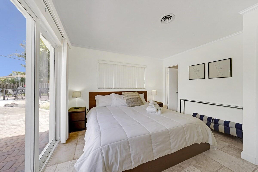 332 Nw 26th Court - Photo 9