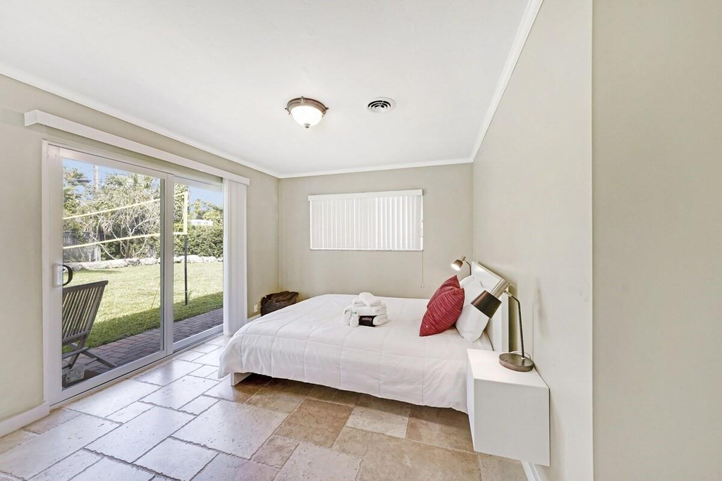 332 Nw 26th Court - Photo 18