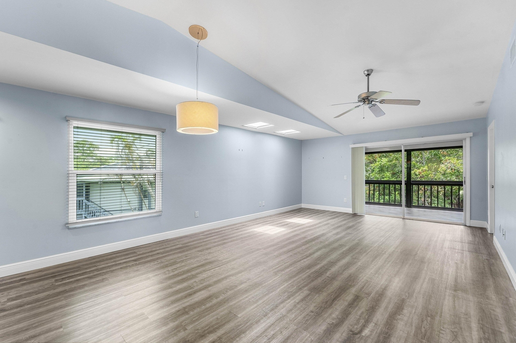 8388 Se Croft Circle - Photo 1